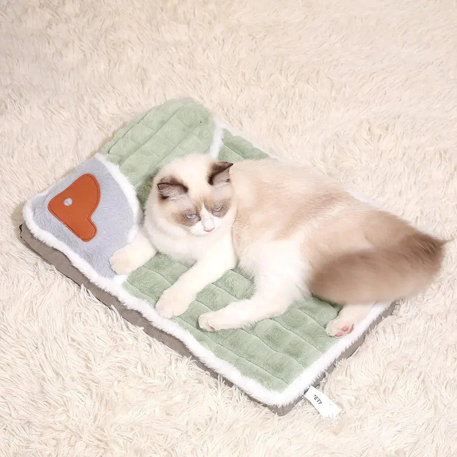 Coussin Rectangulaire Douillet pour Chat avec Décor Cœur – Image 7